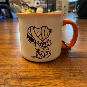 Peanuts snoopy mummy trick or treat oversized mug